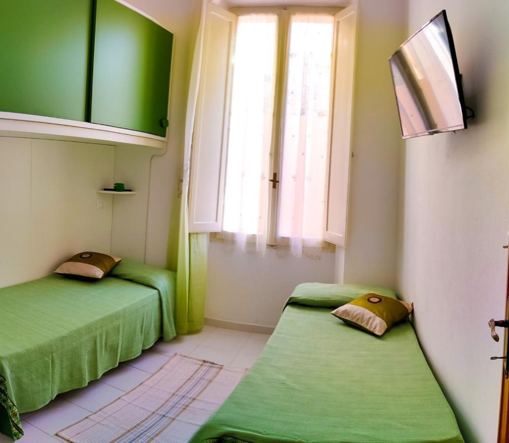 Villa Catalana Al Centro Di Alghero Bagian luar foto